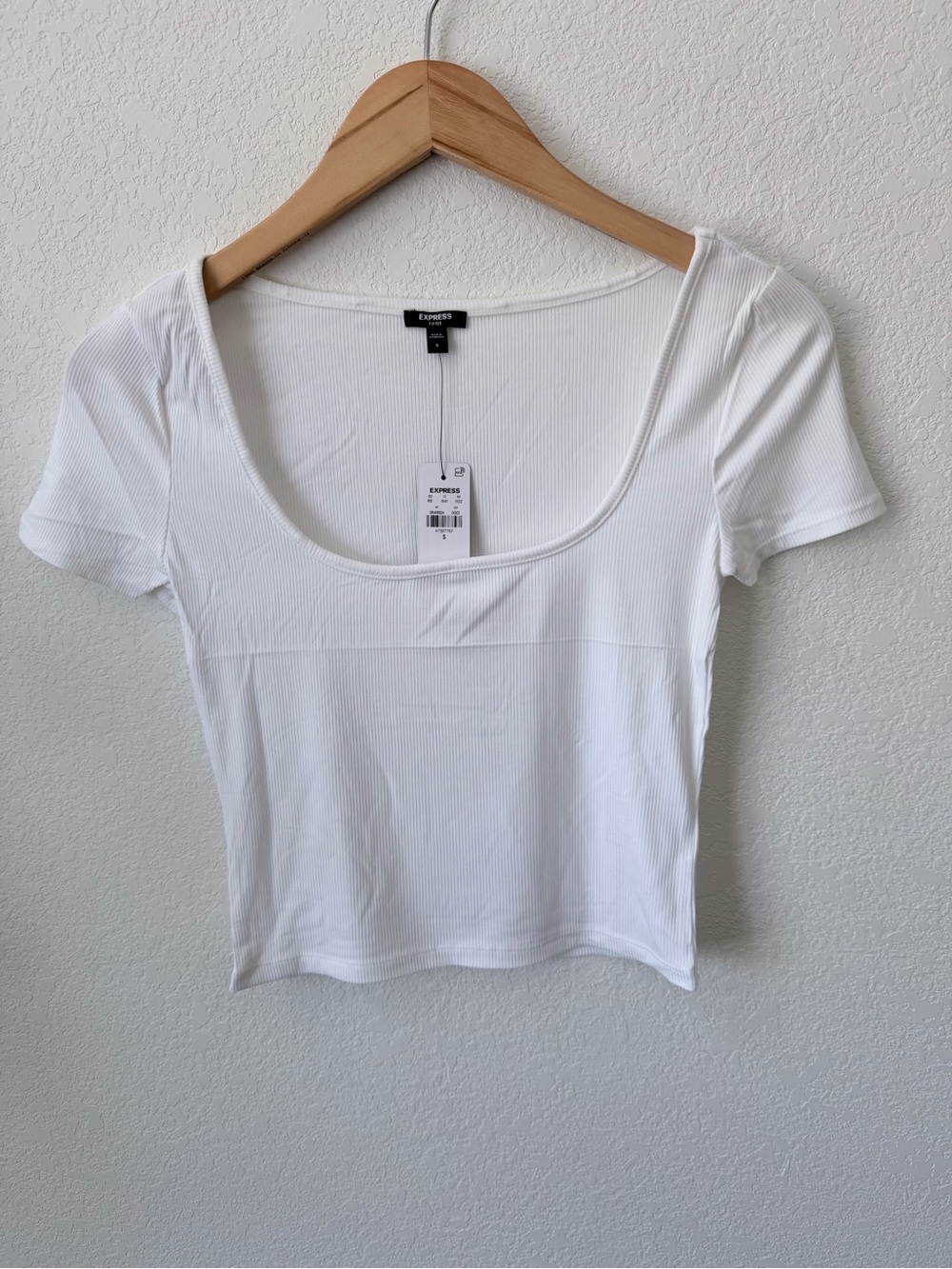 NWT Express Size S White Ribbed Baby Tee